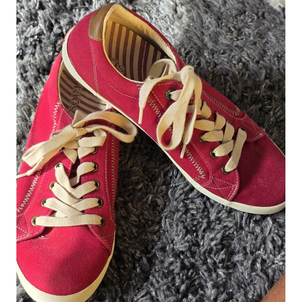Women's Taos Star Washed Red Canvas Lace Up Sneakers 10 - Picture 2 of 9